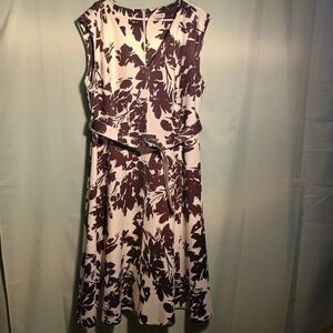 Calvin Klein  Sleeveless Floral Belted Dress – Elegant Fit & Flare Style